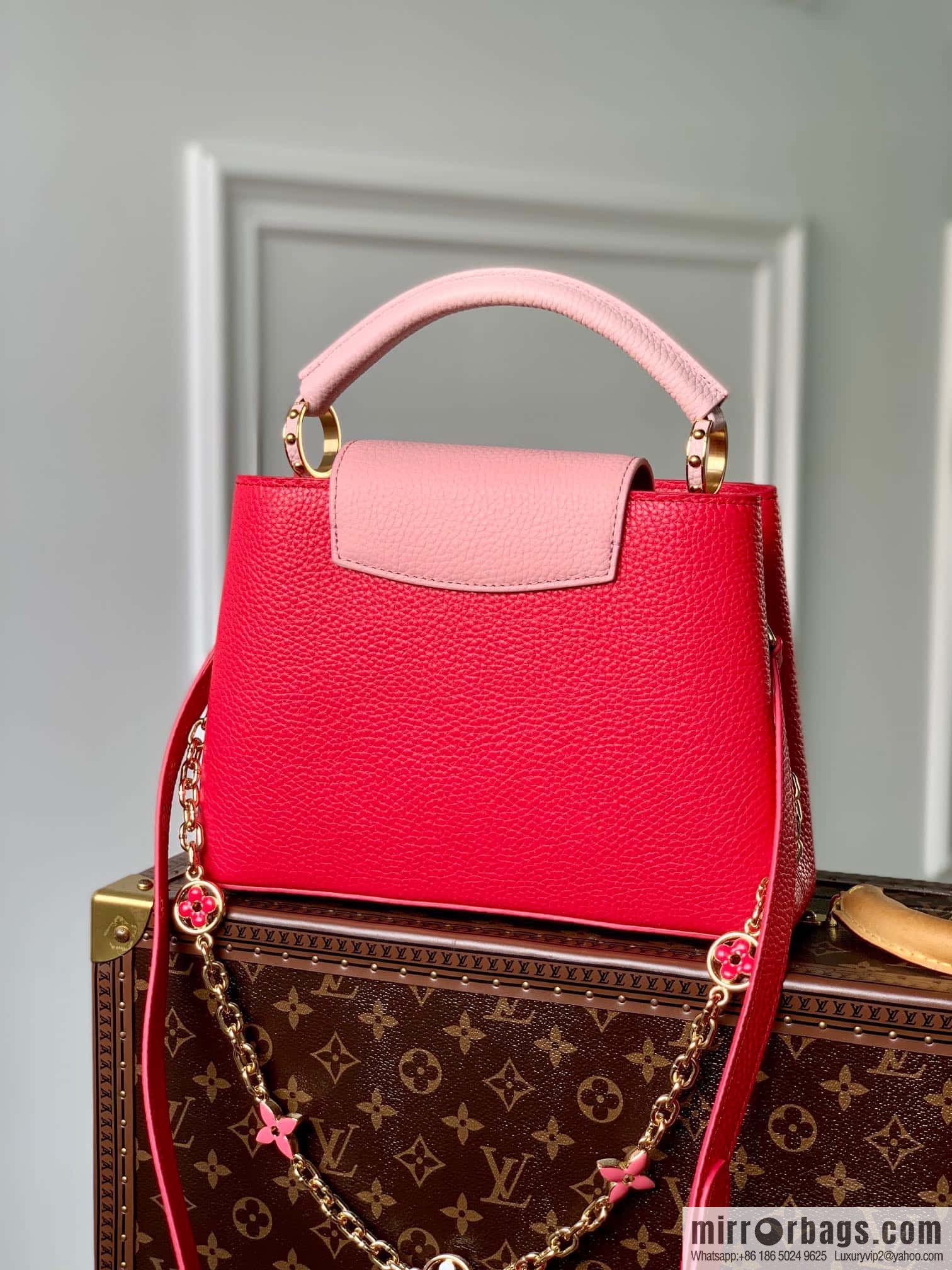 [Exclusive real shot M20845 rose/small] Capucines BB handbag