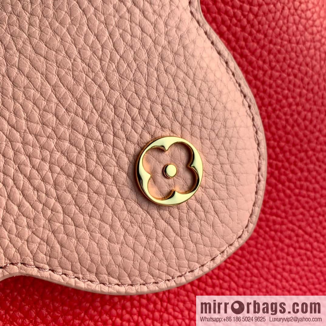[Exclusive real shot M20845 rose/small] Capucines BB handbag