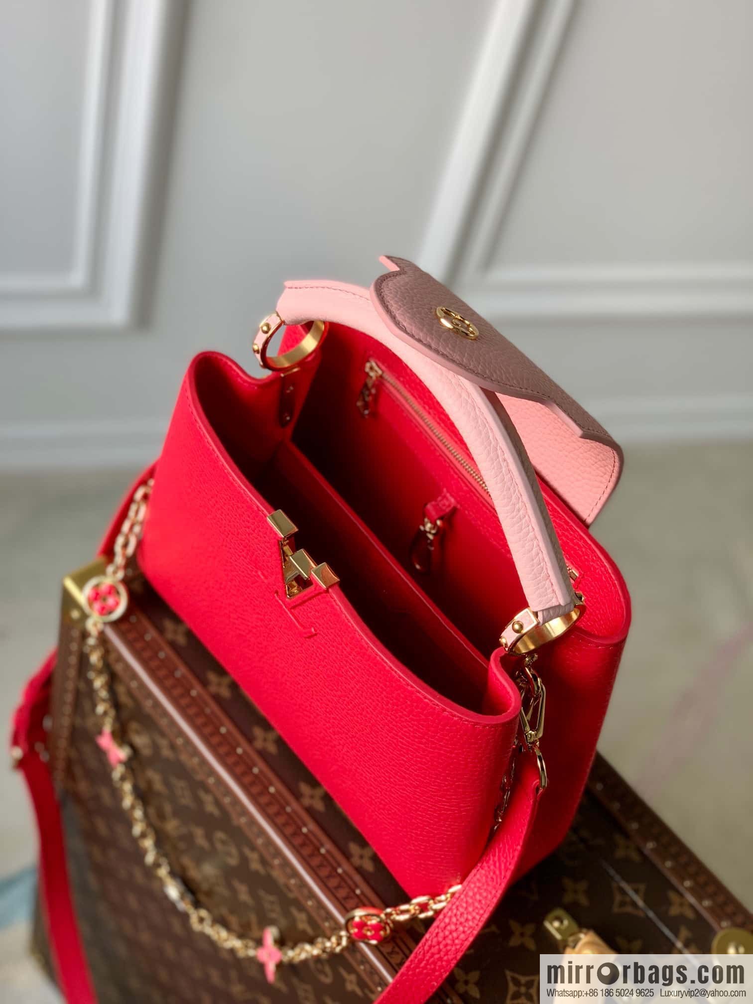[Exclusive real shot M20845 rose/small] Capucines BB handbag