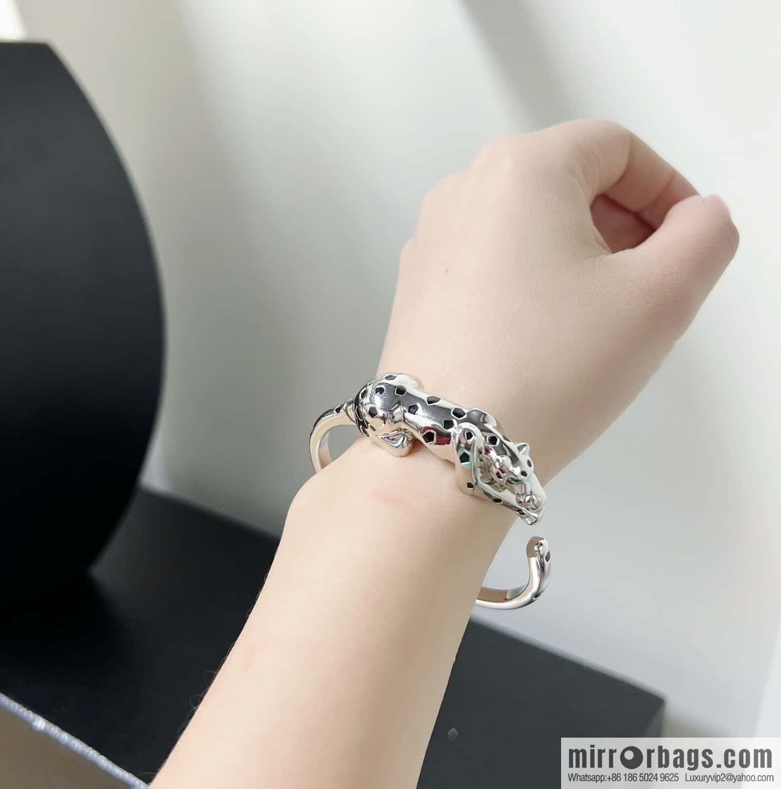 ☀Cartier Cartier Jungle Series Glossy Leopard Bracelet ☀
