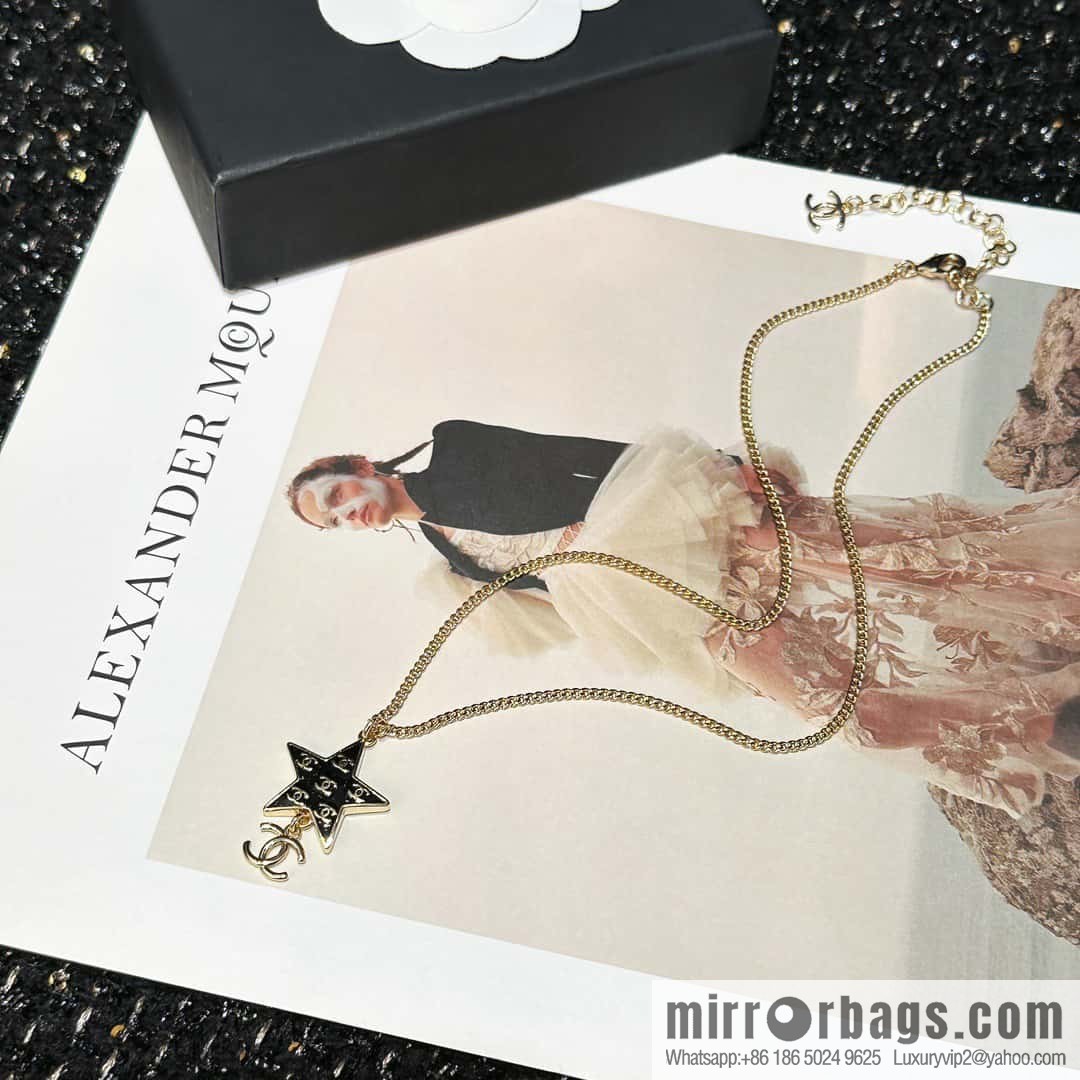 ☀️New ☑️ Chanel Double C Pentagram ⭐ Star Necklace ☀️