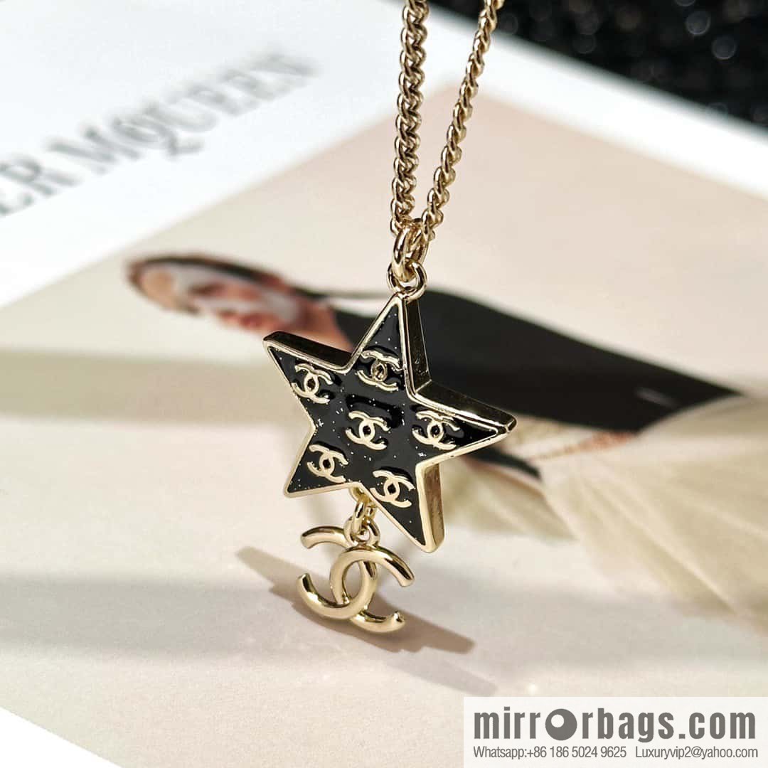 ☀️New ☑️ Chanel Double C Pentagram ⭐ Star Necklace ☀️