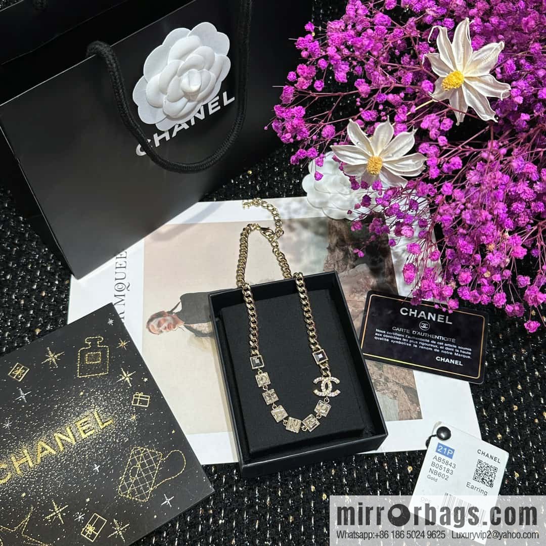 ☀️New ☑️ Chanel Double C Square Diamond Letter Necklace ☀️
