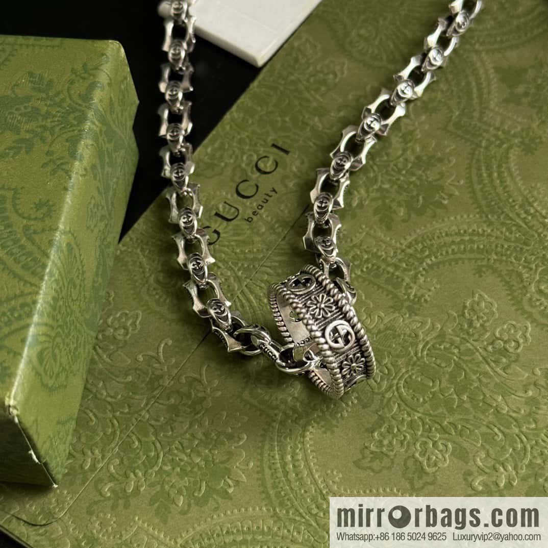 ☀New Gucci Gucci Double G Daisy Ring Necklace ☀