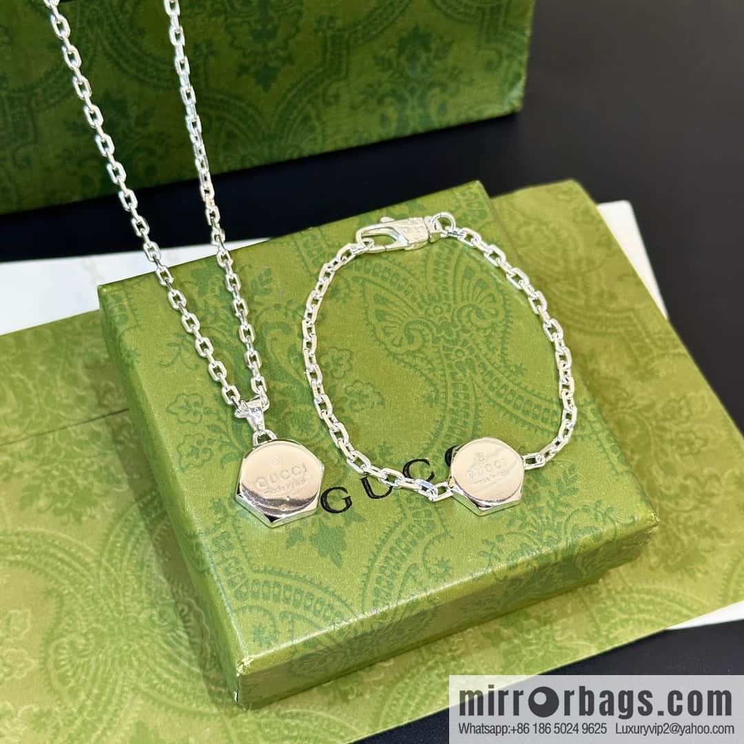 ☀New Gucci Gucci hexagonal necklace, bracelet ☀