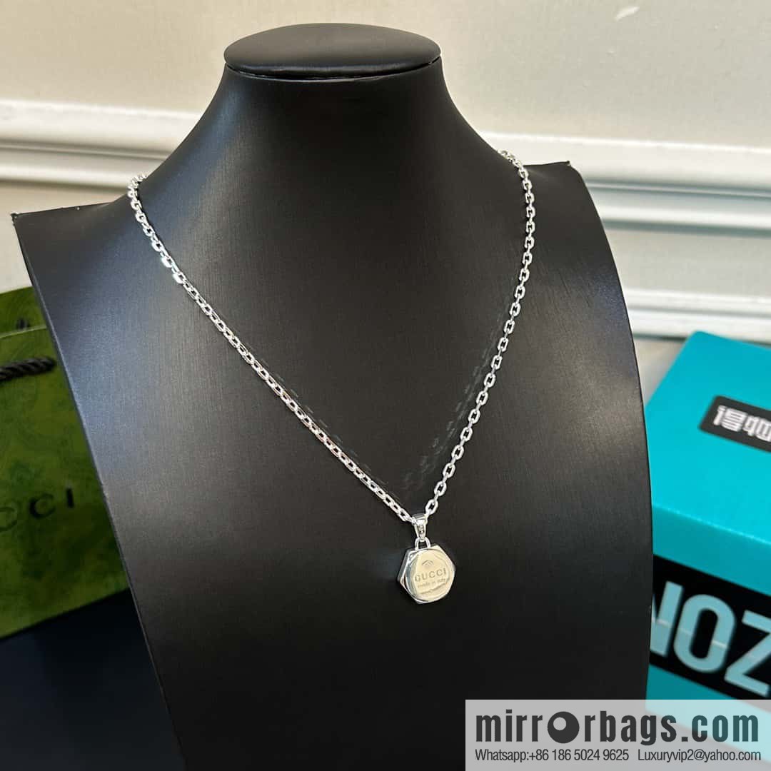 ☀New Gucci Gucci hexagonal necklace, bracelet ☀