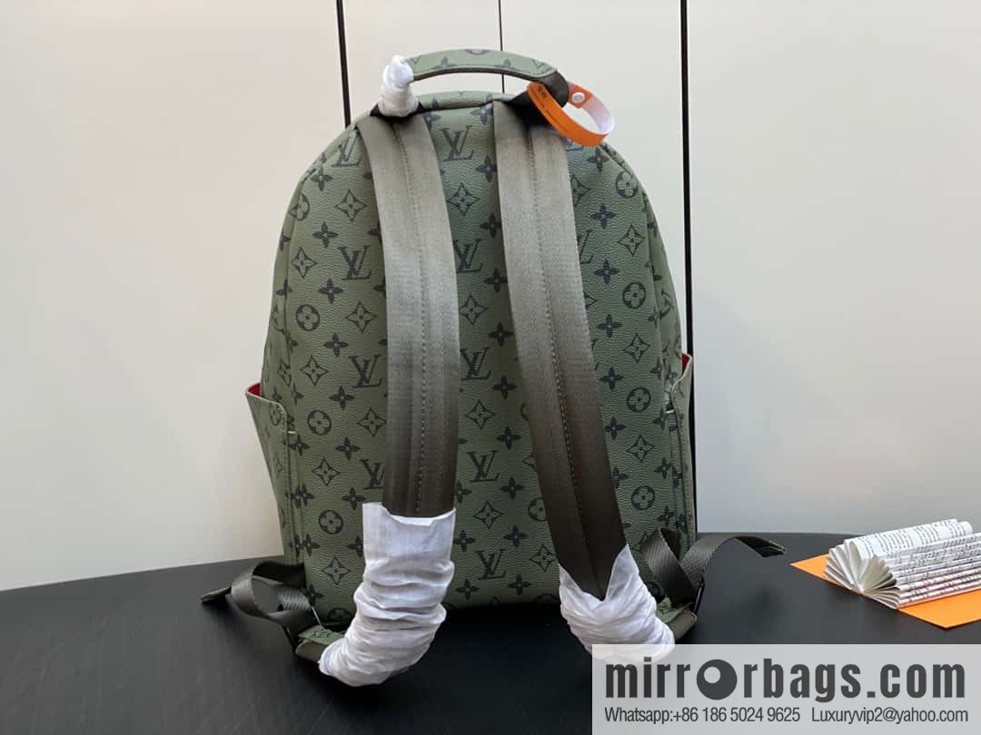 [Original order boutique] M46802 green backpack series, this Discovery small backpack.