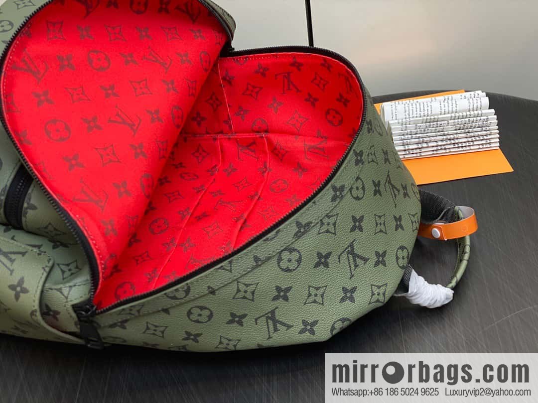[Original order boutique] M46802 green backpack series, this Discovery small backpack.