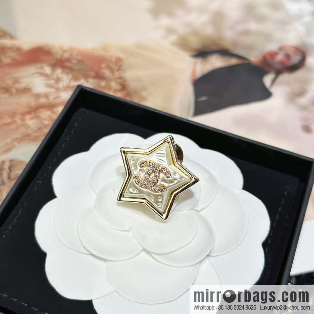 ☀️New ☑️ Chanel Double C Pentagram ⭐ Star Brooch ☀️