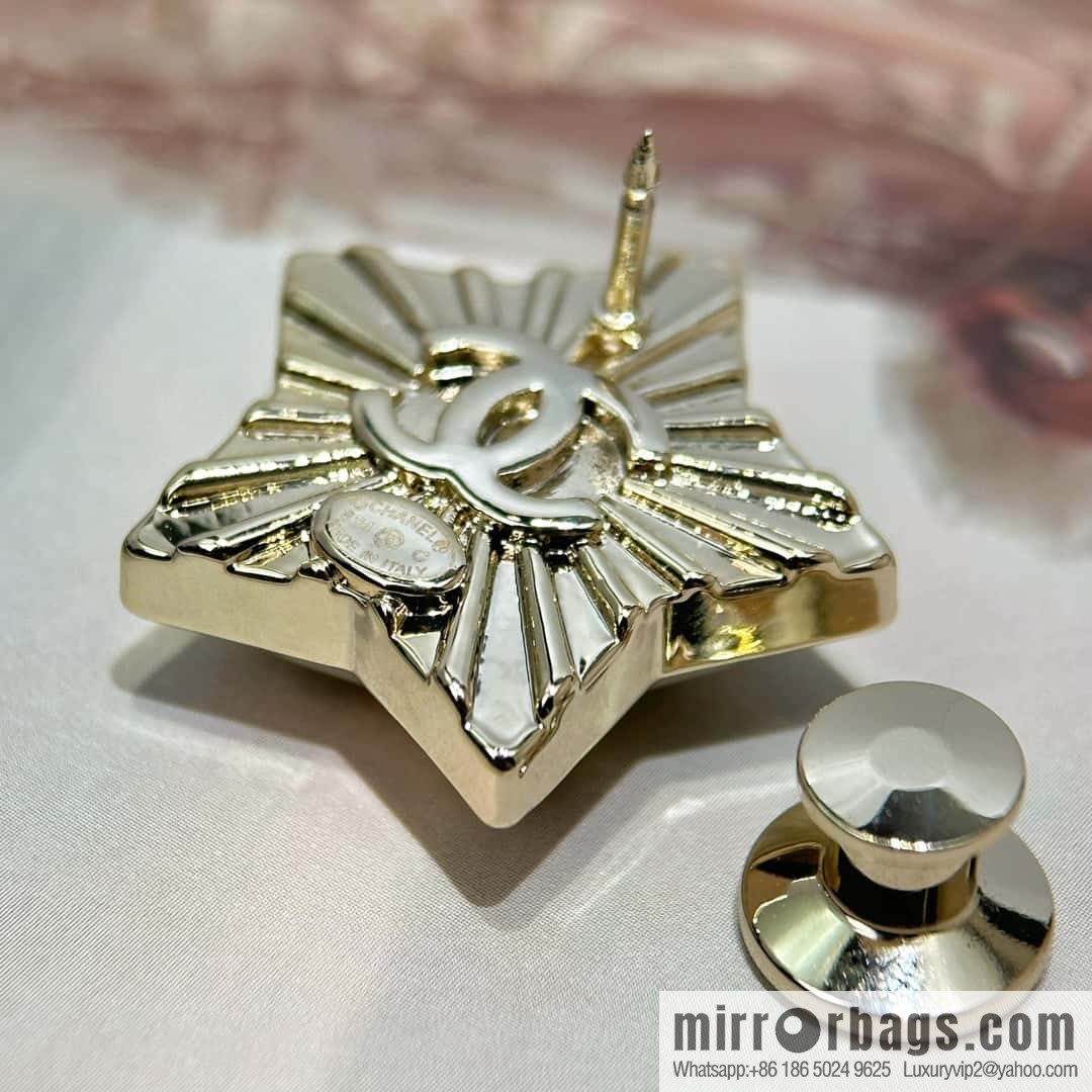 ☀️New ☑️ Chanel Double C Pentagram ⭐ Star Brooch ☀️