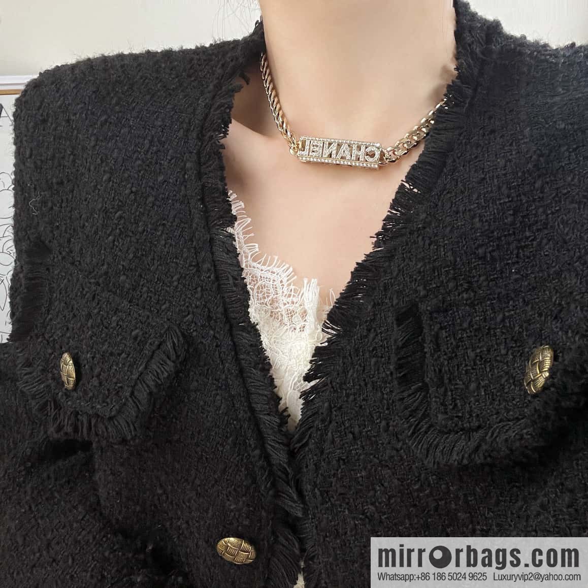 ☀️New ☑️ Chanel full diamond hollow letter necklace ☀️