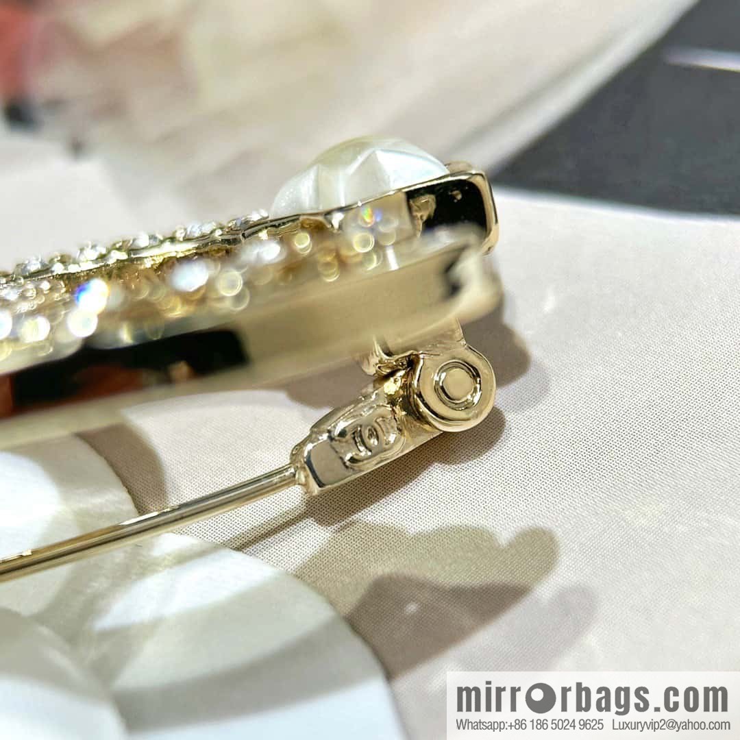 ☀️New ☑️ Chanel Double C Star ⭐ Pentagram Brooch ☀️