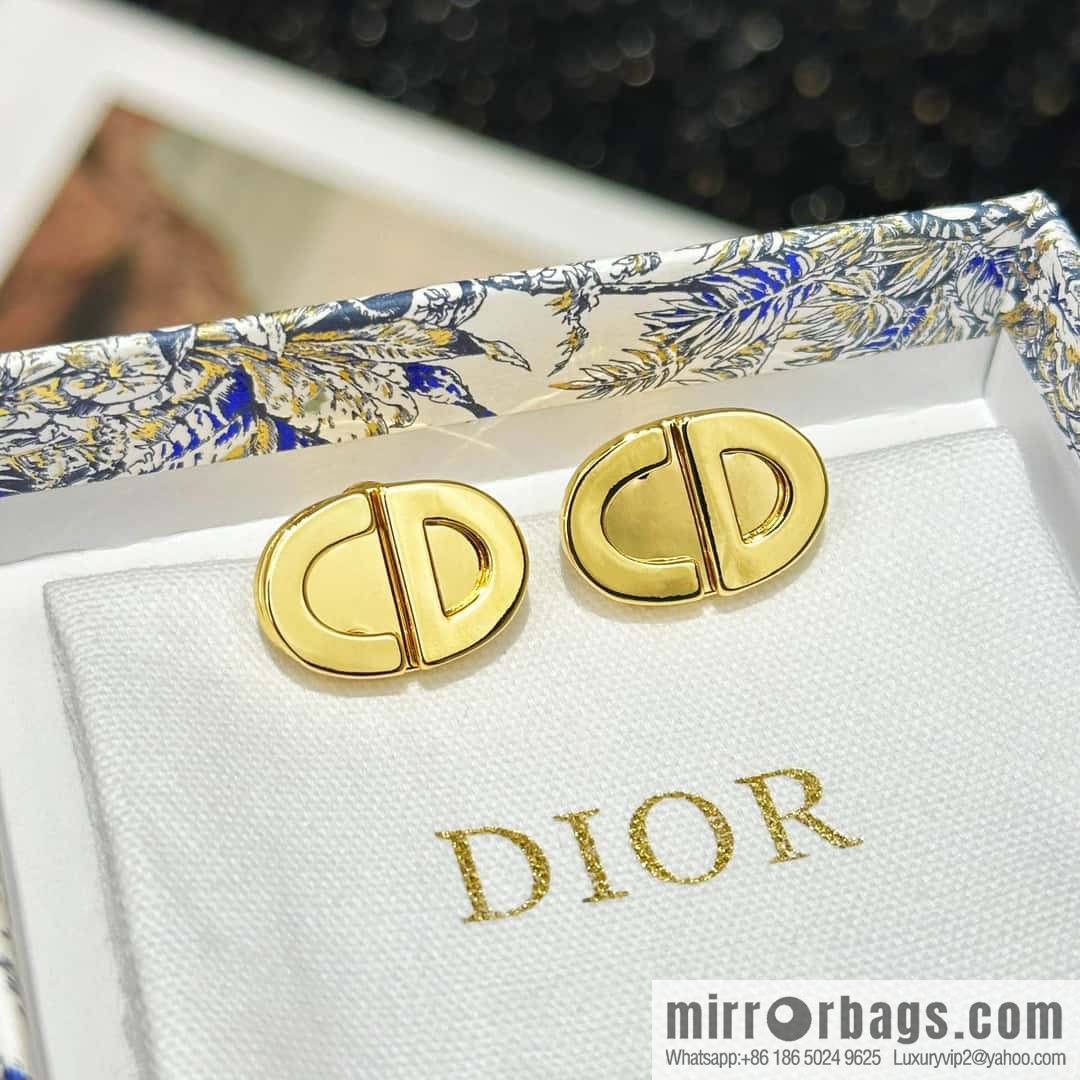 New ☑️ DIOR Dior gold CD earrings stud earrings