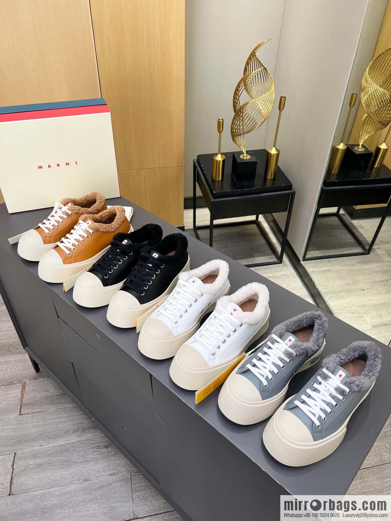 🐰🐰MARNI star with ❤️‍🔥 high version MARNI catwalk model flat shoes