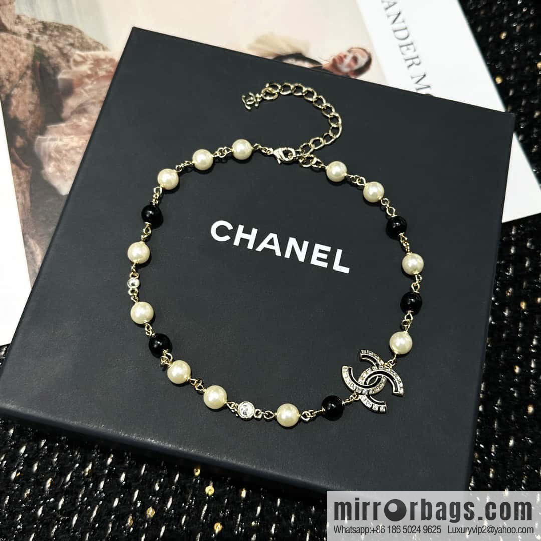 ☀️New ☑️ Chanel Double C Black Diamond Square Diamond Letter Necklace ☀️