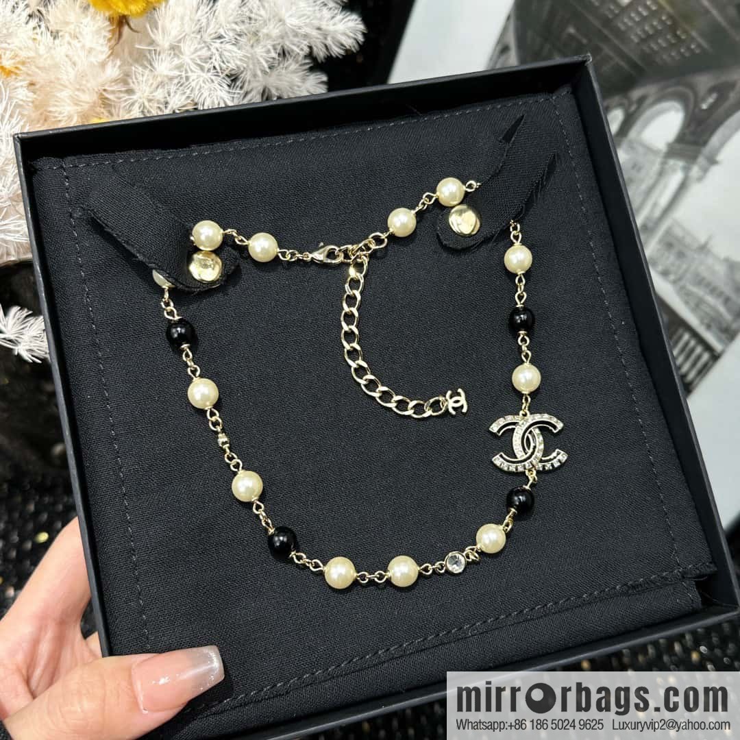 ☀️New ☑️ Chanel Double C Black Diamond Square Diamond Letter Necklace ☀️