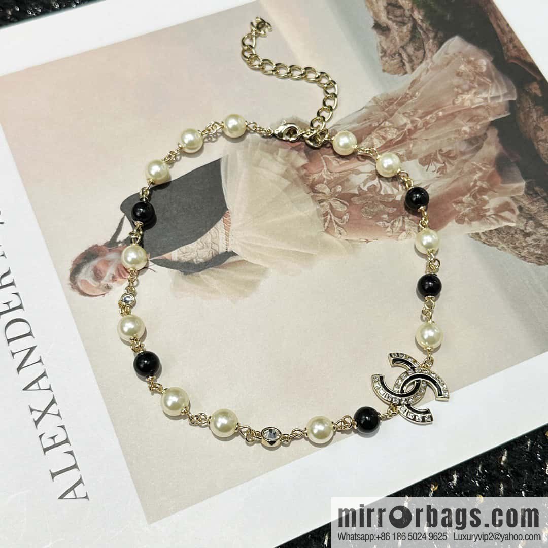 ☀️New ☑️ Chanel Double C Black Diamond Square Diamond Letter Necklace ☀️