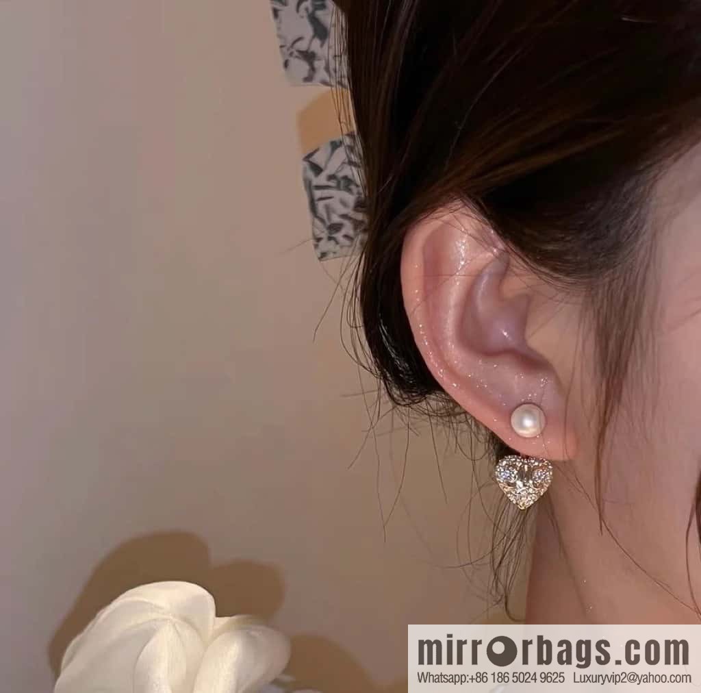 ☀️New ☑️ Celine full of diamonds peach heart love Arc de Triomphe stud earrings ☀️