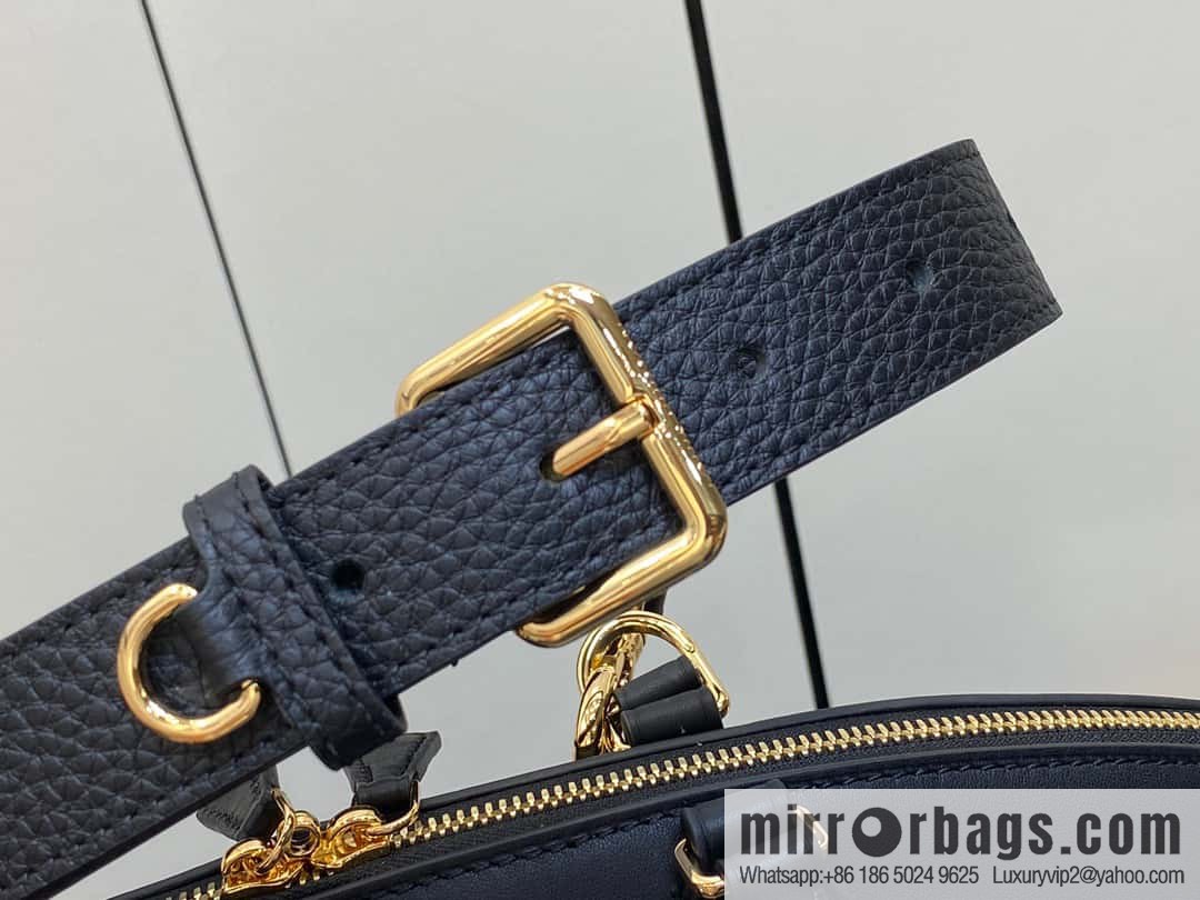 [Original order boutique] M22914 black full leather portable women's bag series Lock It MM handbag M22914 22925 22927 23061 Ays Lock It MM bag