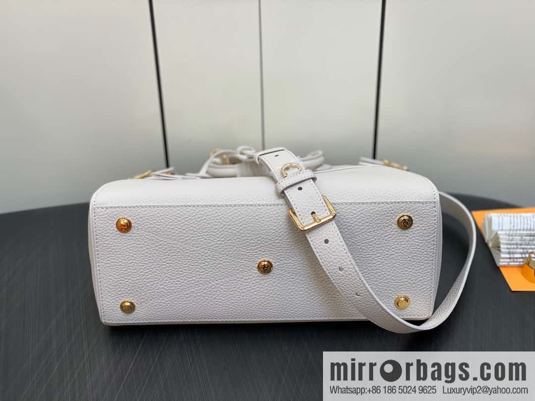 [Original order boutique] M22914 black full leather portable women's bag series Lock It MM handbag M22914 22925 22927 23061 Ays Lock It MM bag