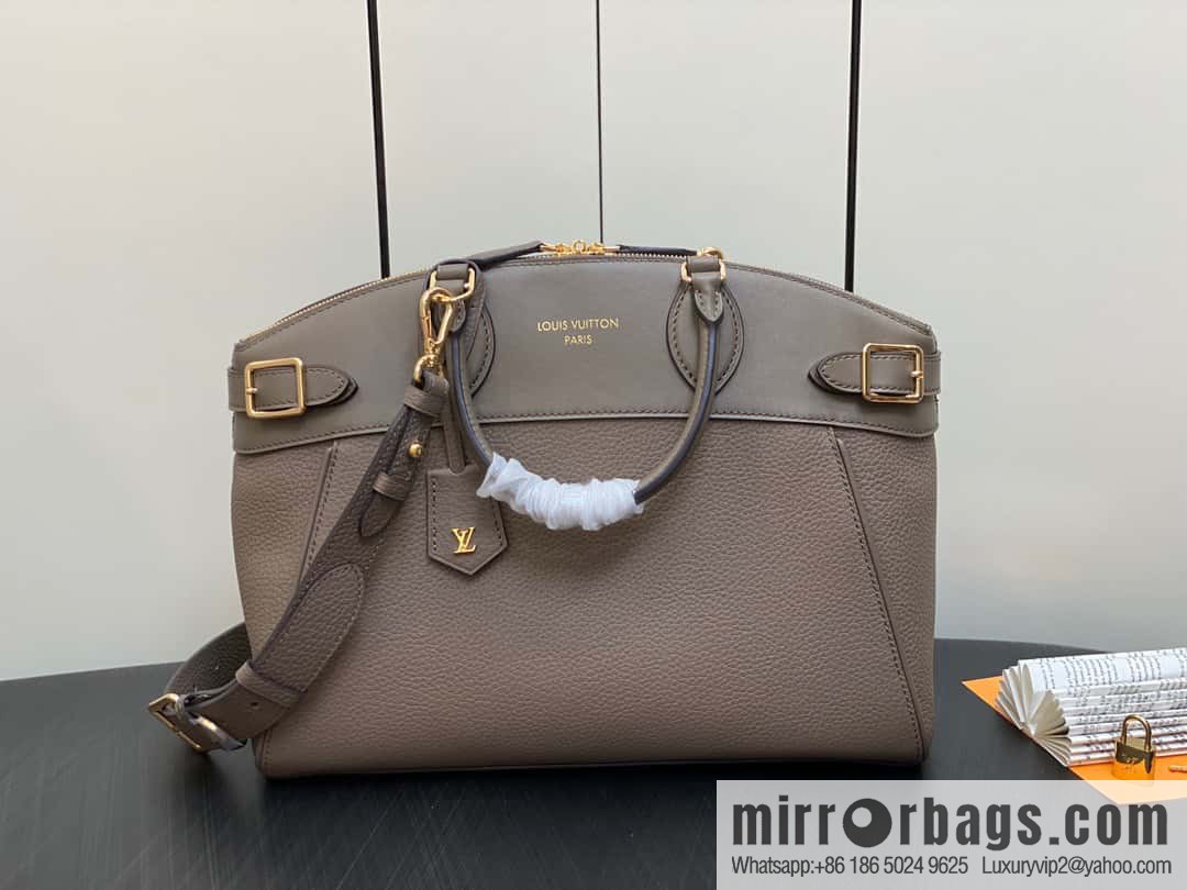 [Original order boutique] M22914 black full leather portable women's bag series Lock It MM handbag M22914 22925 22927 23061 Ays Lock It MM bag