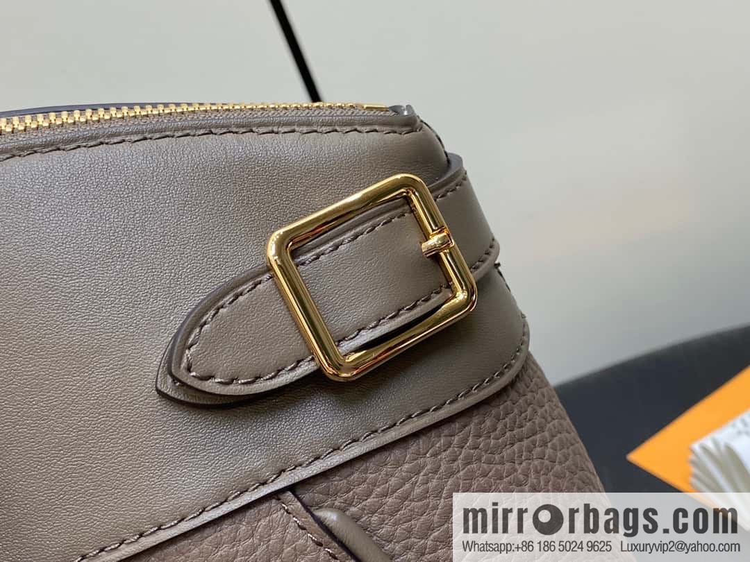 [Original order boutique] M22914 black full leather portable women's bag series Lock It MM handbag M22914 22925 22927 23061 Ays Lock It MM bag