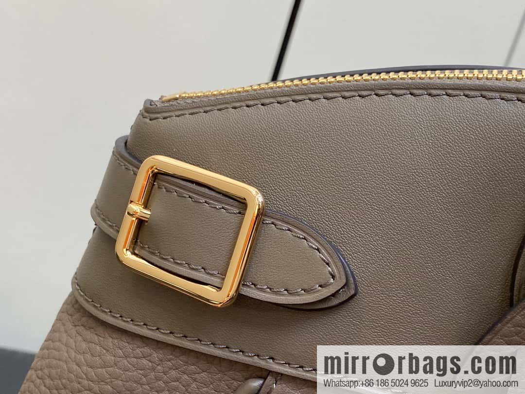 [Original order boutique] M22914 black full leather portable women's bag series Lock It MM handbag M22914 22925 22927 23061 Ays Lock It MM bag
