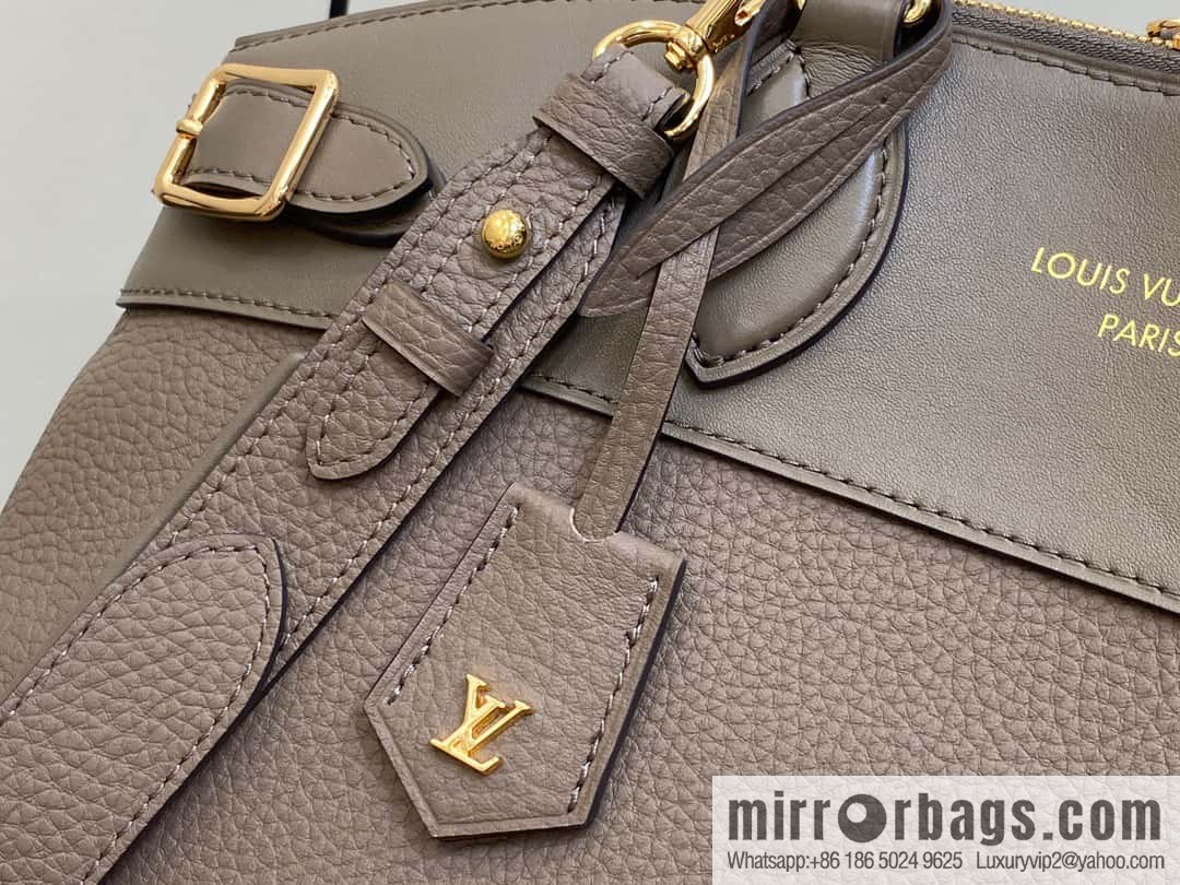 [Original order boutique] M22914 black full leather portable women's bag series Lock It MM handbag M22914 22925 22927 23061 Ays Lock It MM bag
