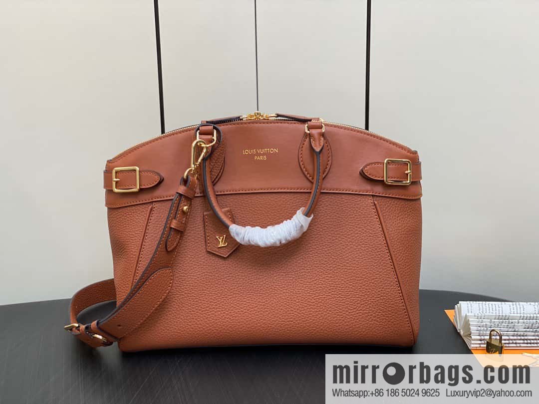 [Original order boutique] M22914 black full leather portable women's bag series Lock It MM handbag M22914 22925 22927 23061 Ays Lock It MM bag