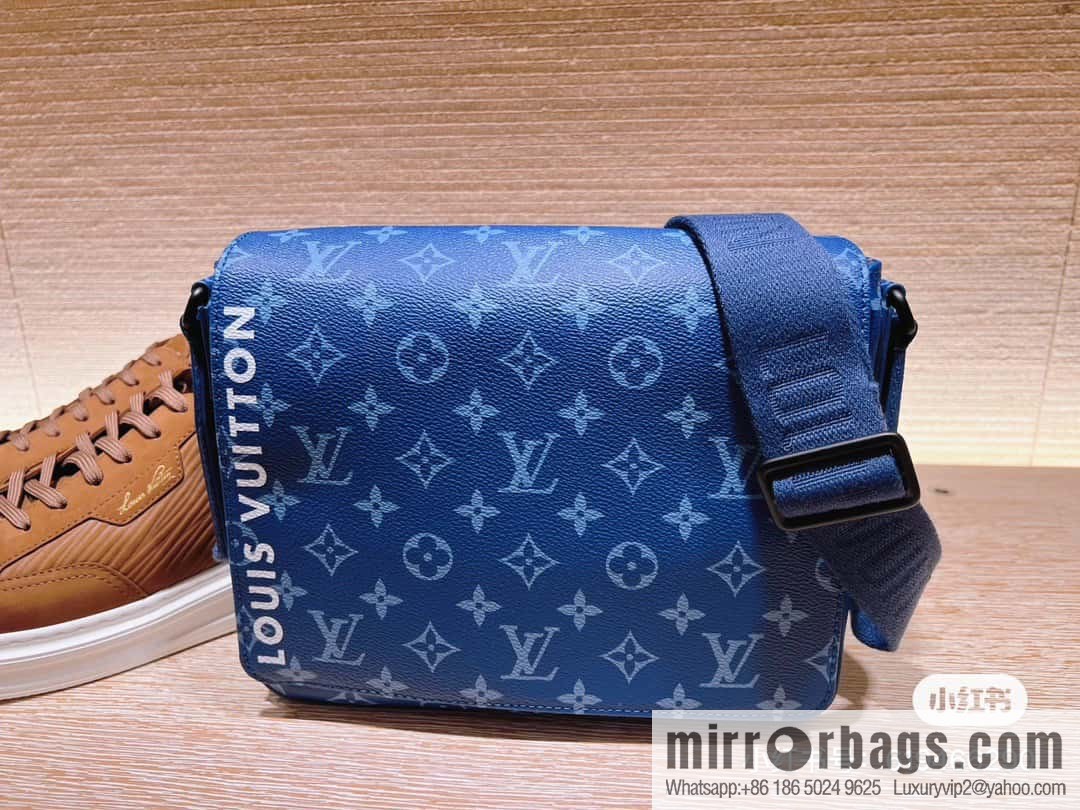 [Original order boutique] M23785 blue silk screen, men's bag messenger bag series District PM messenger bag