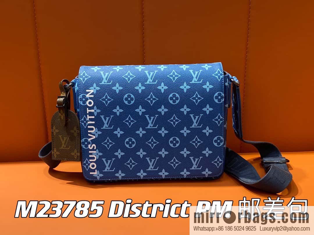 [Original order boutique] M23785 blue silk screen, men's bag messenger bag series District PM messenger bag