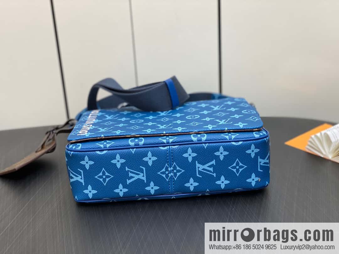 [Original order boutique] M23785 blue silk screen, men's bag messenger bag series District PM messenger bag