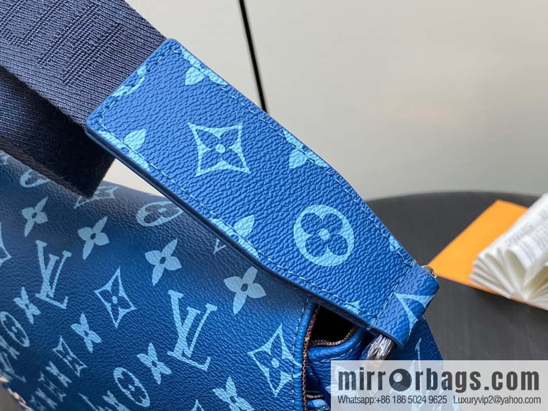 [Original order boutique] M23785 blue silk screen, men's bag messenger bag series District PM messenger bag