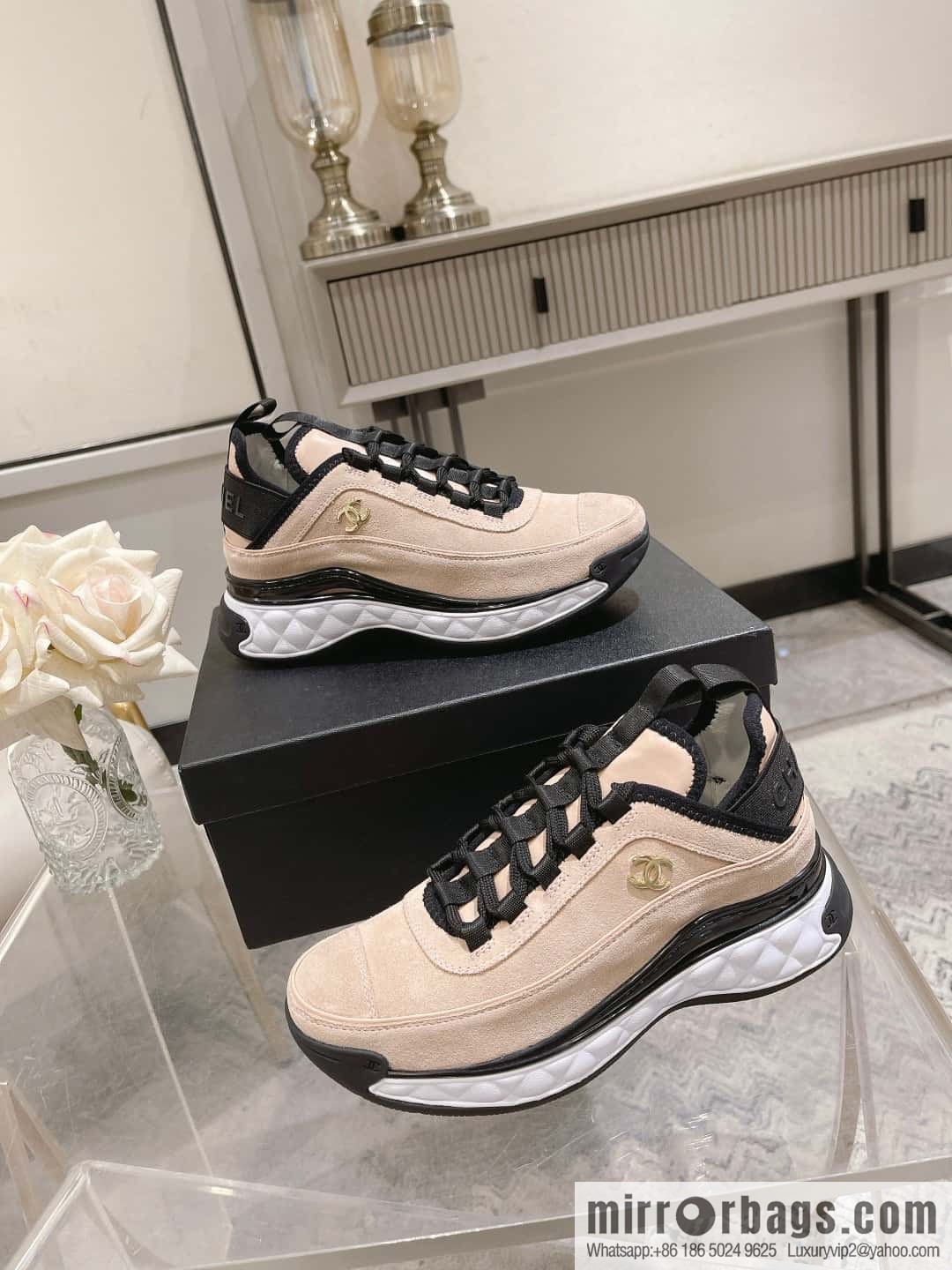 🐰🐰Chanel | The latest couple casual four seasons sports shoes at the counter🦋