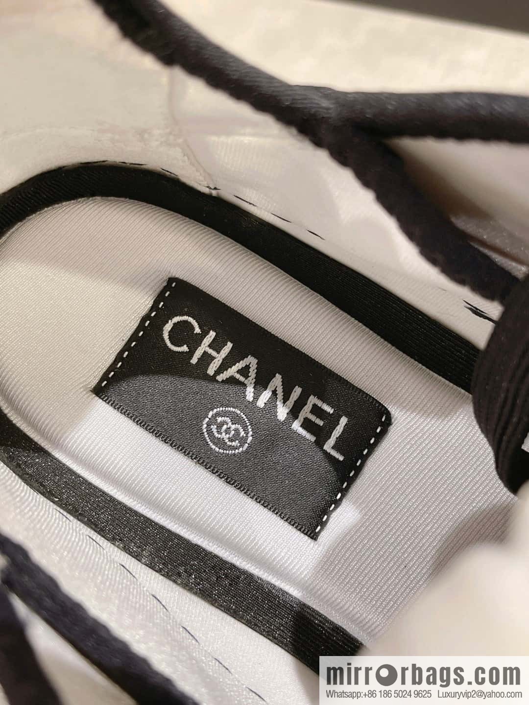 🐰🐰Chanel | The latest couple casual four seasons sports shoes at the counter🦋