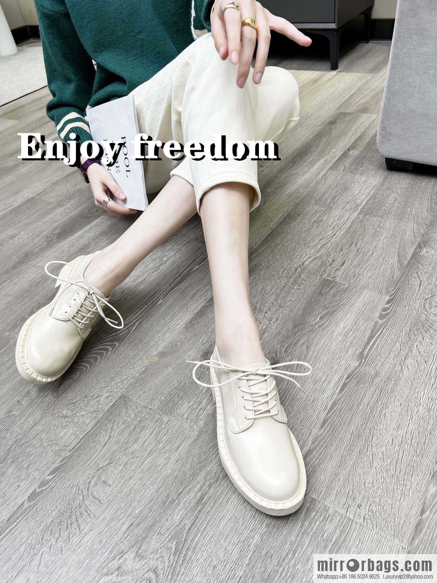 🐰🐰PRADA Prada Spring/Summer 2022 Upgraded Triangle Loafers