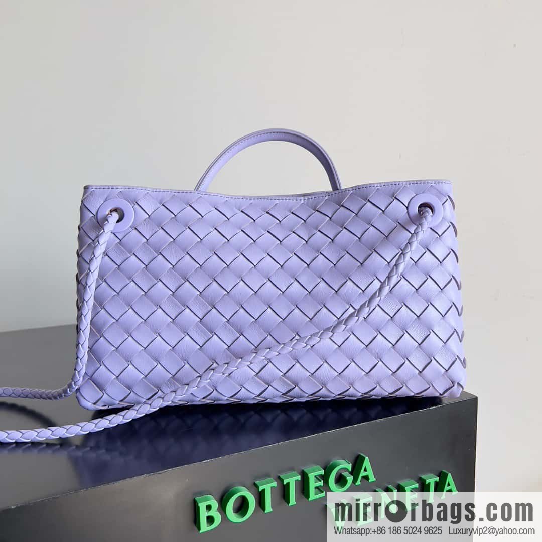 Bottega Veneta's new horizontal Andiamond handbag, model number: 754990 crystal purple.