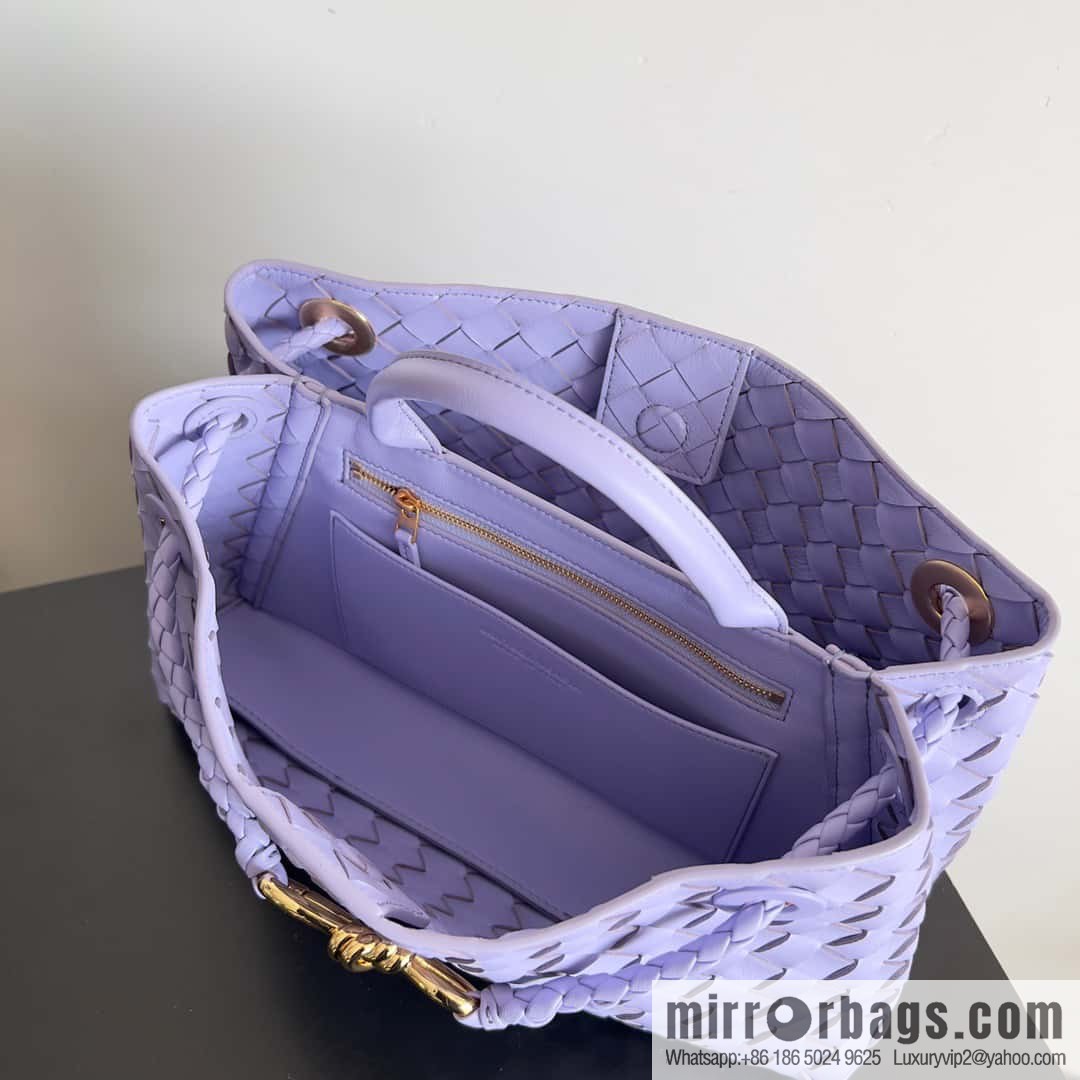 Bottega Veneta's new horizontal Andiamond handbag, model number: 754990 crystal purple.