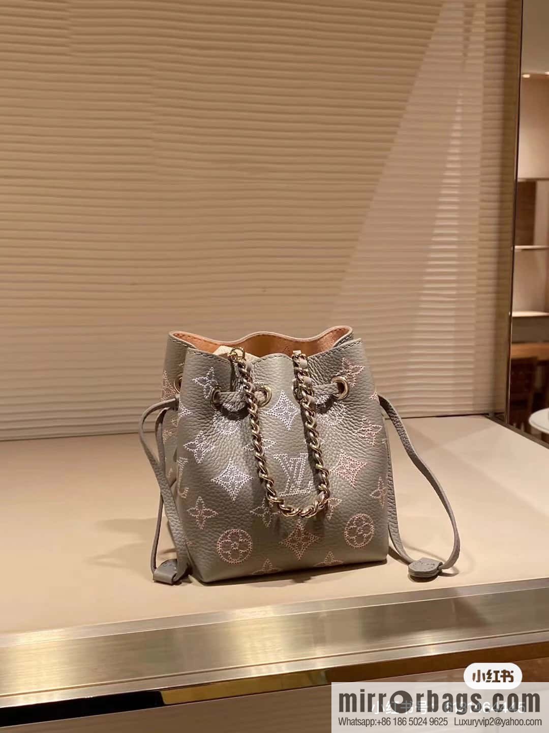 [Original order boutique] M82731 light gray, full leather mini bucket bag series Pico Bella bucket bag gray/gradual change (cut-out)