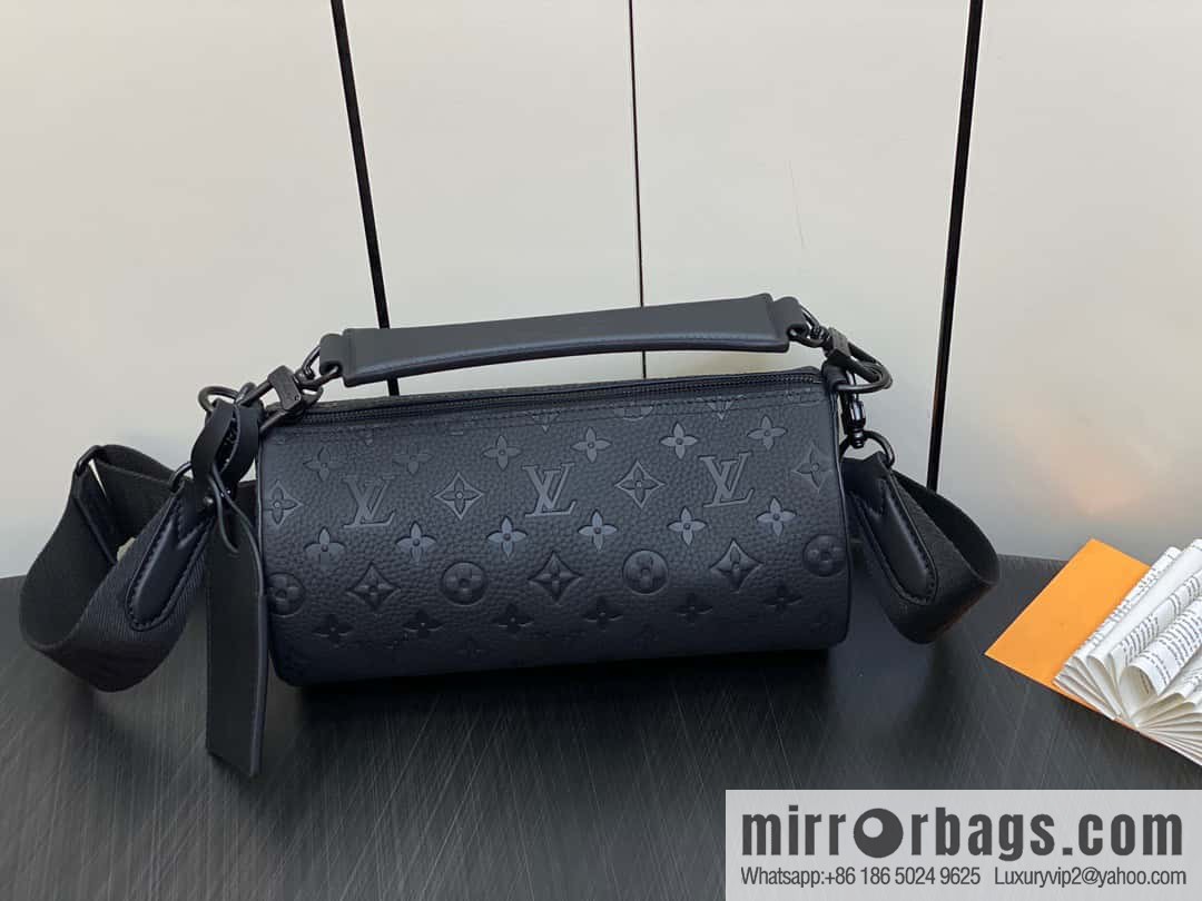 [Original single boutique] M46796 full leather black cylinder bag men's bag series Soft Polochon small handbag