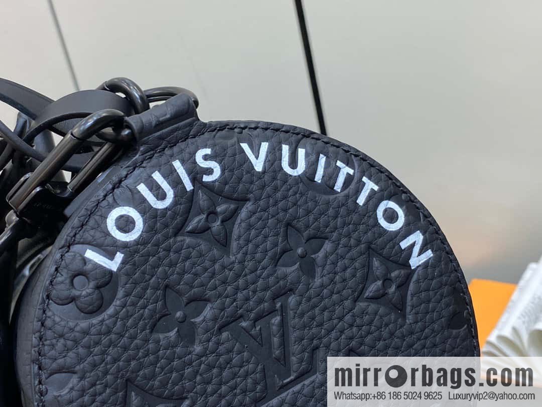 [Original single boutique] M46796 full leather black cylinder bag men's bag series Soft Polochon small handbag