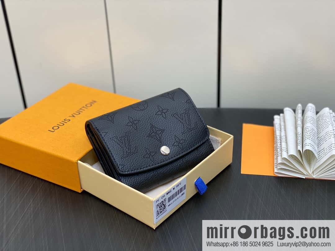 [Original single boutique] M62542 black full leather flip wallet series IRIS COMPACT wallet
