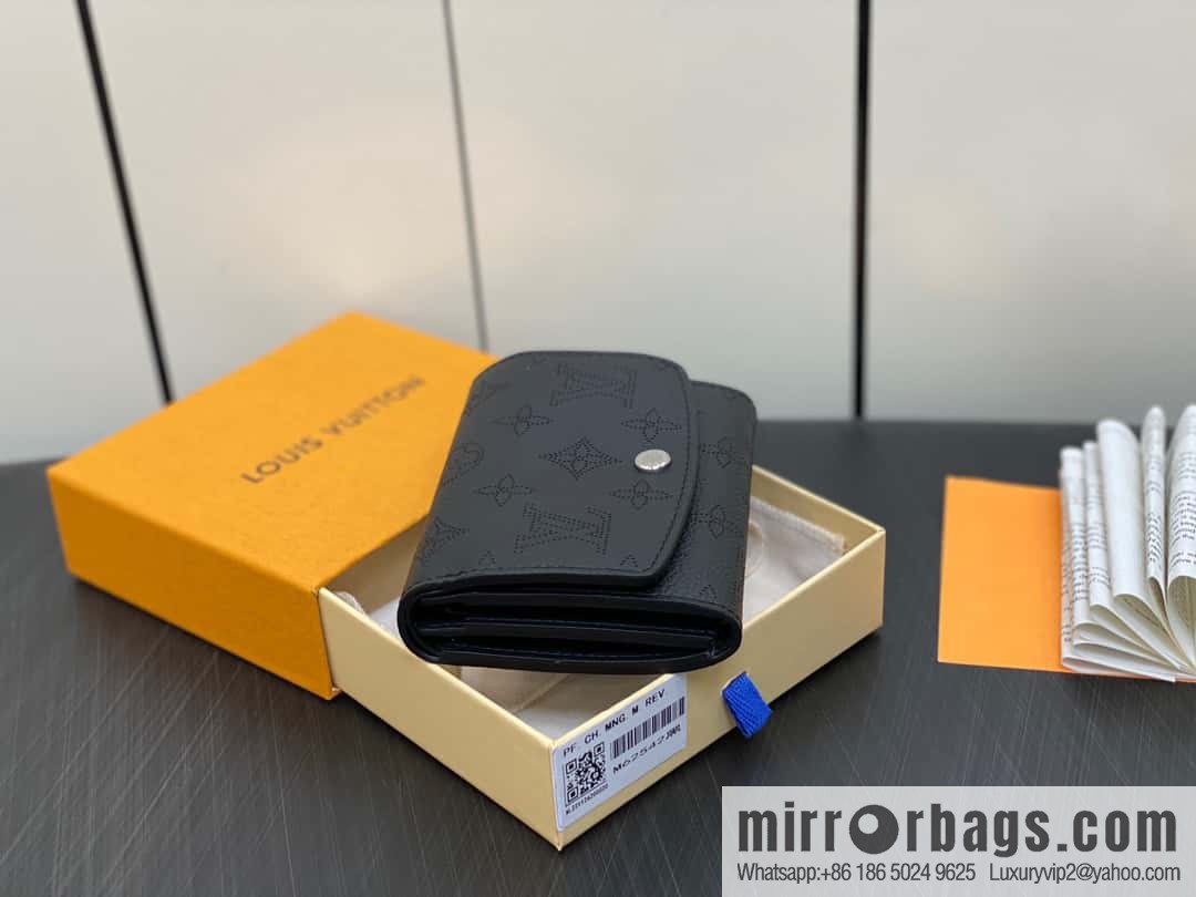 [Original single boutique] M62542 black full leather flip wallet series IRIS COMPACT wallet