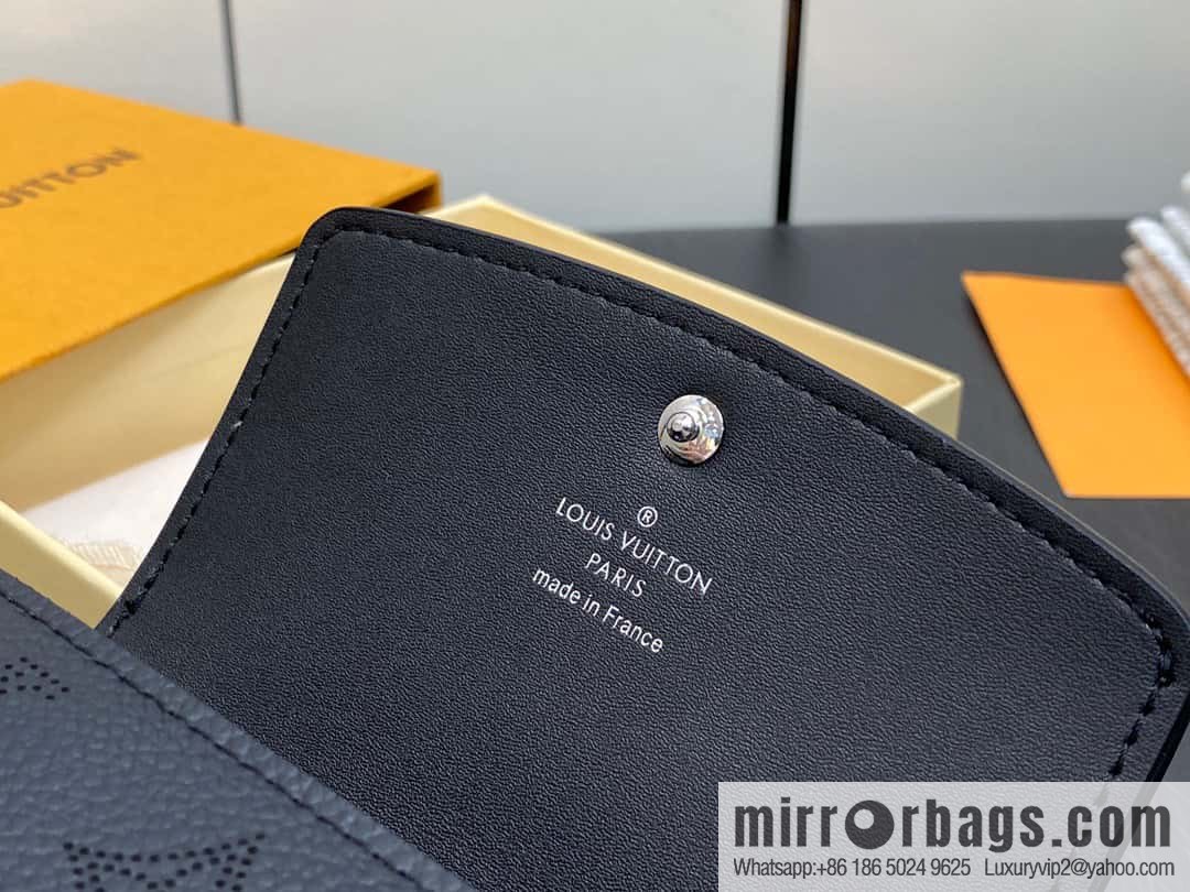 [Original single boutique] M62542 black full leather flip wallet series IRIS COMPACT wallet