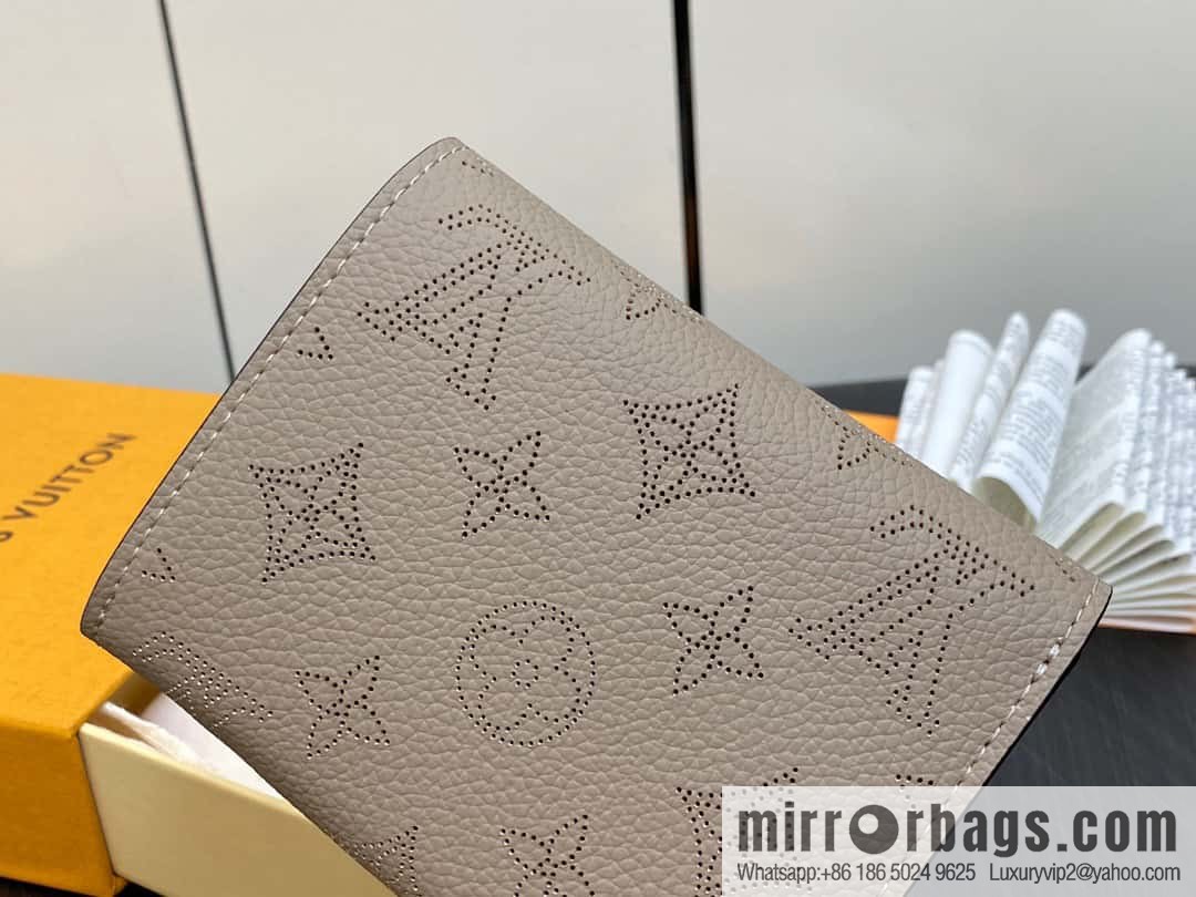 [Original single boutique] M62542 gray, full leather flip wallet series IRIS COMPACT wallet