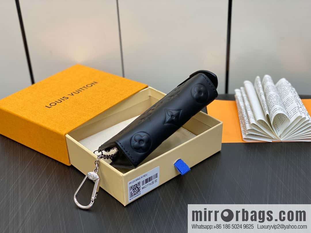 [Original single boutique] M82776 black full leather, key bag wallet series, new VOYAGE key bag in autumn and winter