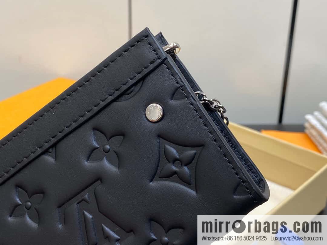 [Original single boutique] M82776 black full leather, key bag wallet series, new VOYAGE key bag in autumn and winter