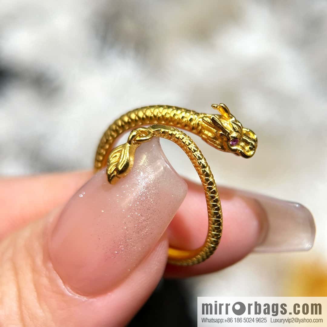 ☀️Chow Tai Fook Dragon Year series Xiaohongshu grass Internet celebrity wind Shenlong wagging tail ring ☀️