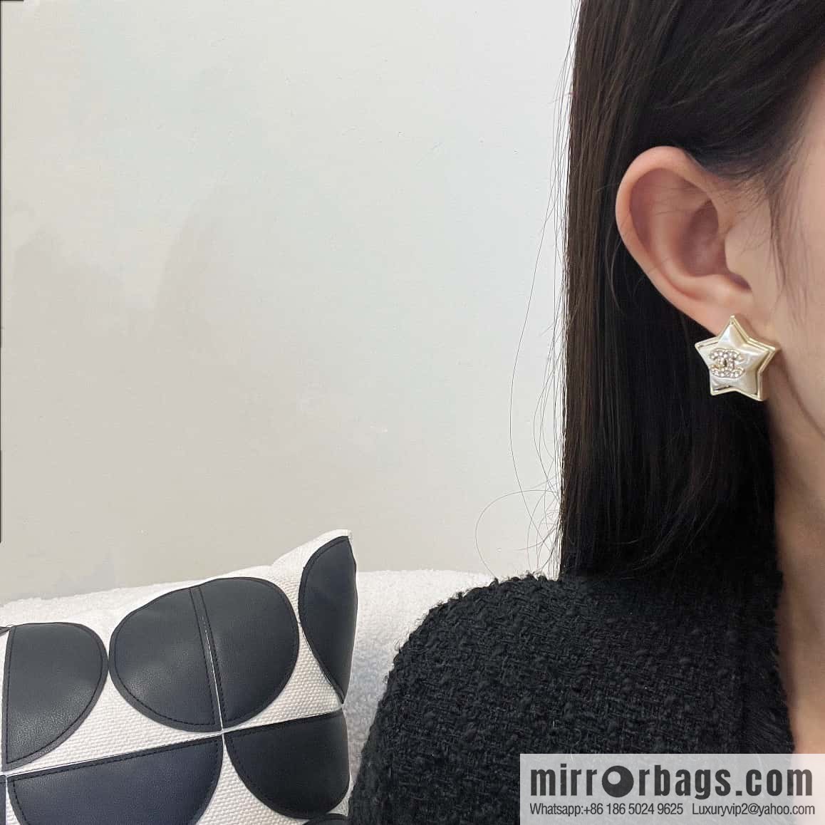 ☀️New ☑️ Chanel double C pentagram ⭐ star stud earrings ☀️