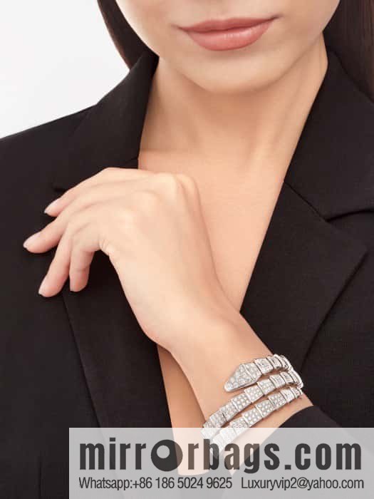 ☀BVLGARI three-layer full diamond snake bone bracelet bracelet ☀